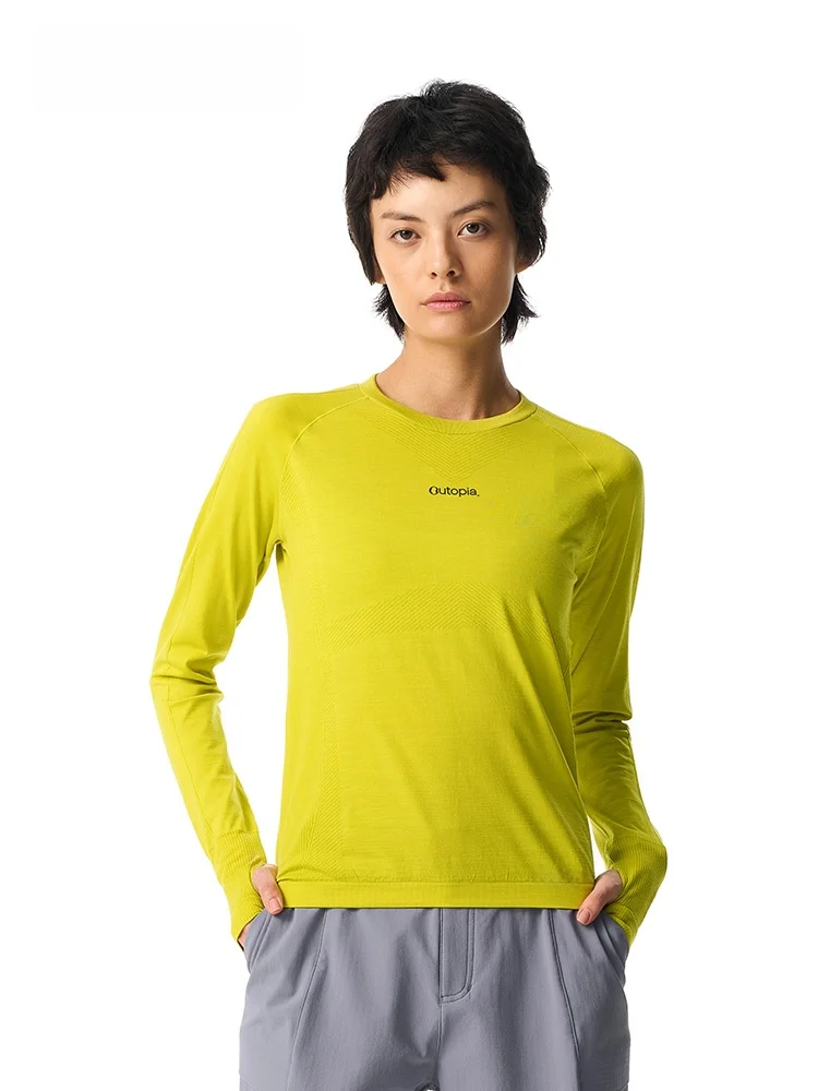 厚手トレーナーの実用性：outopia 美利奴羊毛製長袖Tシャツの機能性と着心地