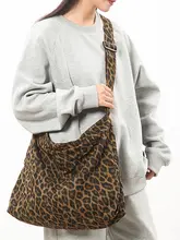 大容量キャンバスショルダーバッグ【アートなヒョウ柄・スタイル・斜め掛け対応】