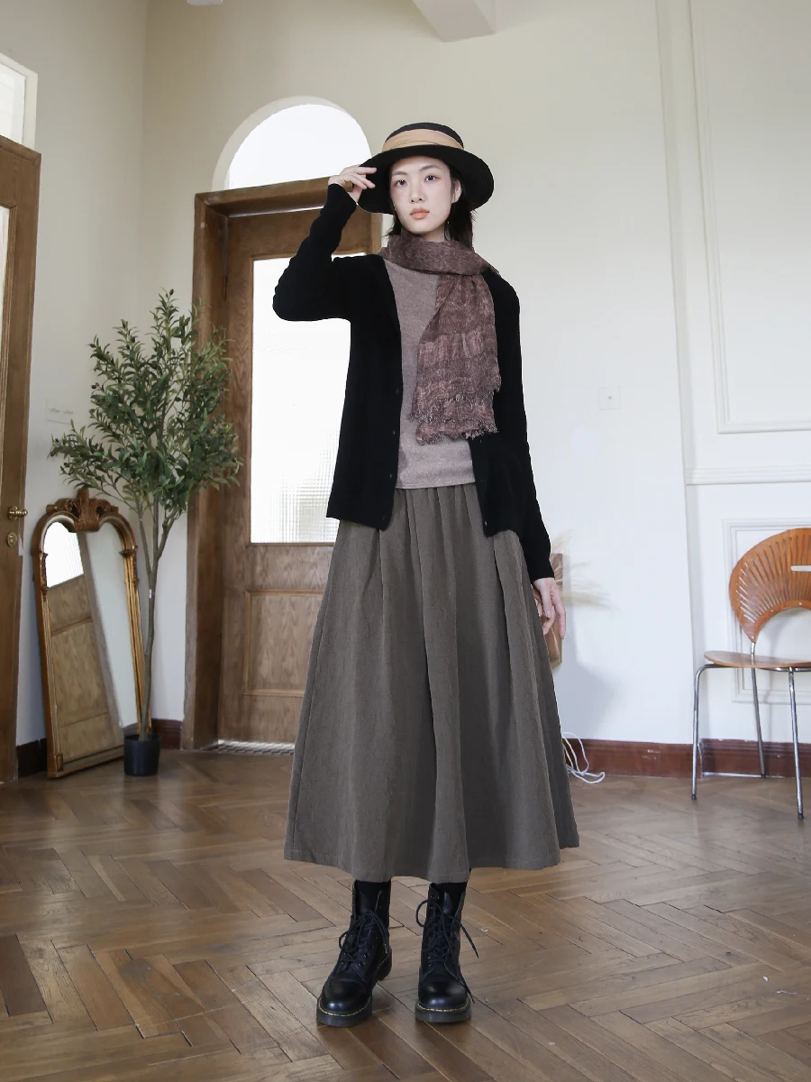 大人可愛い服 40代コーデの秘密：コットンリネンAラインスカートで自然な可愛さを実現