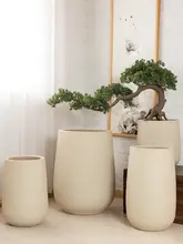 現代的なシンプルデザインの陶器製花瓶【室内外兼用・バルコニーや床に最適・インテリア装飾用】