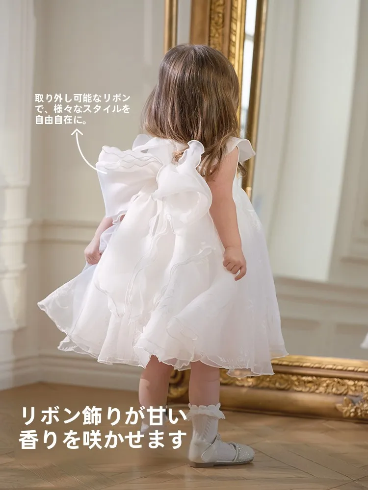 1歳の誕生日にどんなドレスがおすすめ？実際の使い心地を体感した結果