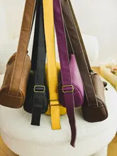 上質な牛革の調節可能なショルダーバッグ【シンプルでスタイリッシュ】