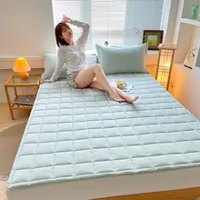 純棉製のふわふわマットレスパッド【四季対応・寝具用】