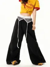 アメリカンレトロデザインのプリーツワイドパンツ【フルレングス・フィット】（セットアップ対応）