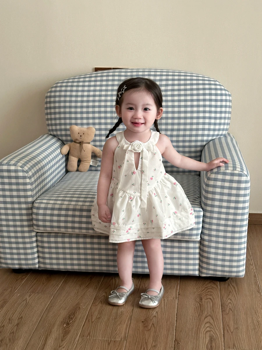 リメイクTシャツをワンピースに変える方法は？子供用の花柄ワンピースで夏の日常を彩る