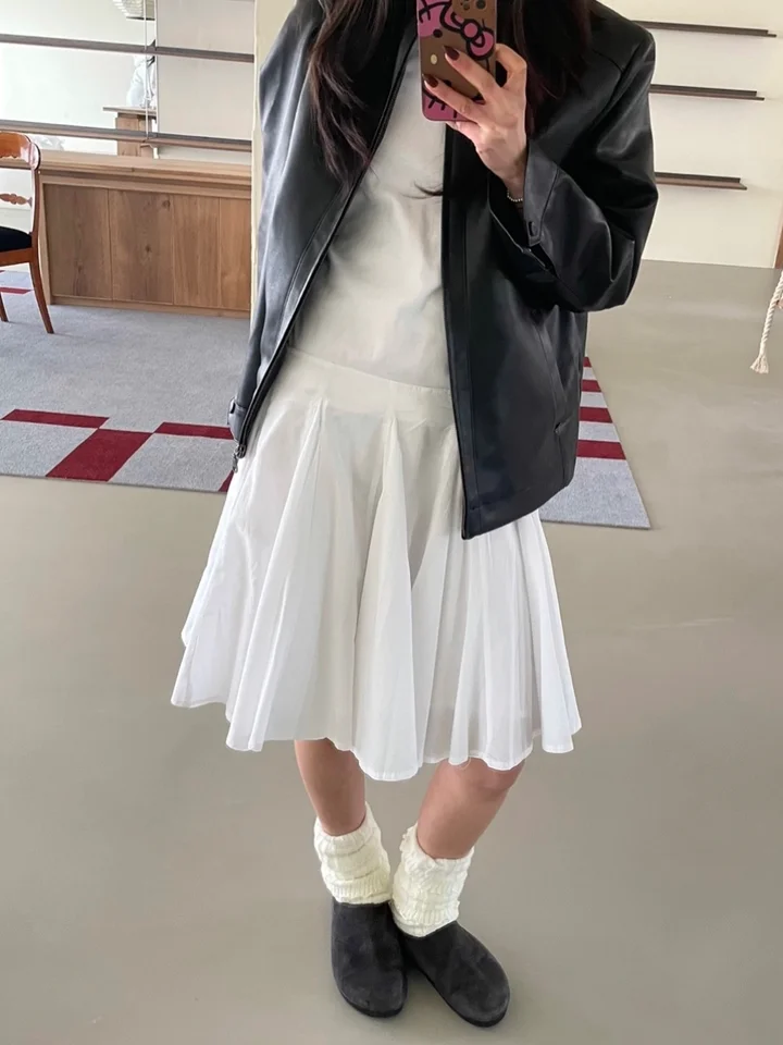 エレガントな高腰白色スカート【リボン付き・フレアデザイン・女性用】（セットアップ対応）
