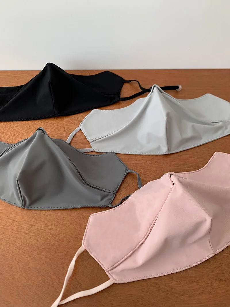 UVカットグッズで夏の日差しに負けない、そんな“日常の盾”はどこにあるの？