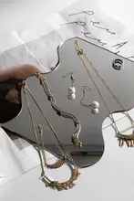 アクリル製ミラー仕上げのアクセサリートレイ【イヤリングディスプレイ・撮影用】