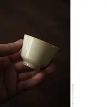 清物堂 手作り陶器 蓋付き茶碗【淡黄色の釉薬・景徳鎮製・茶器】