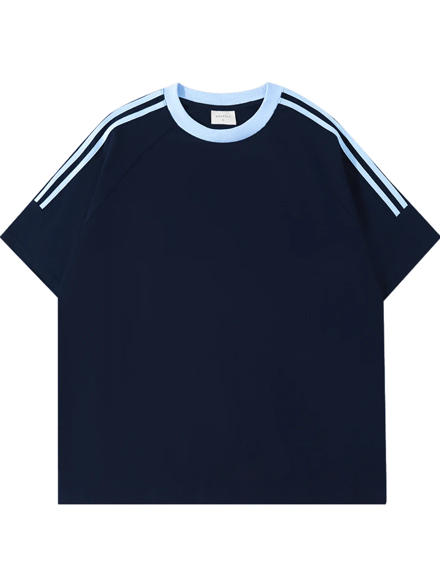 高校生 メンズ コーデ に合う、通気性とデザインのバランスが取れたTシャツは？