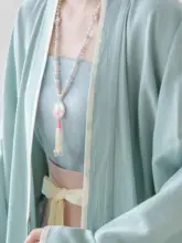 藕花デザインの宋風漢服【フレアスリーブ・対襟シャツ・交織スカート・日常用】