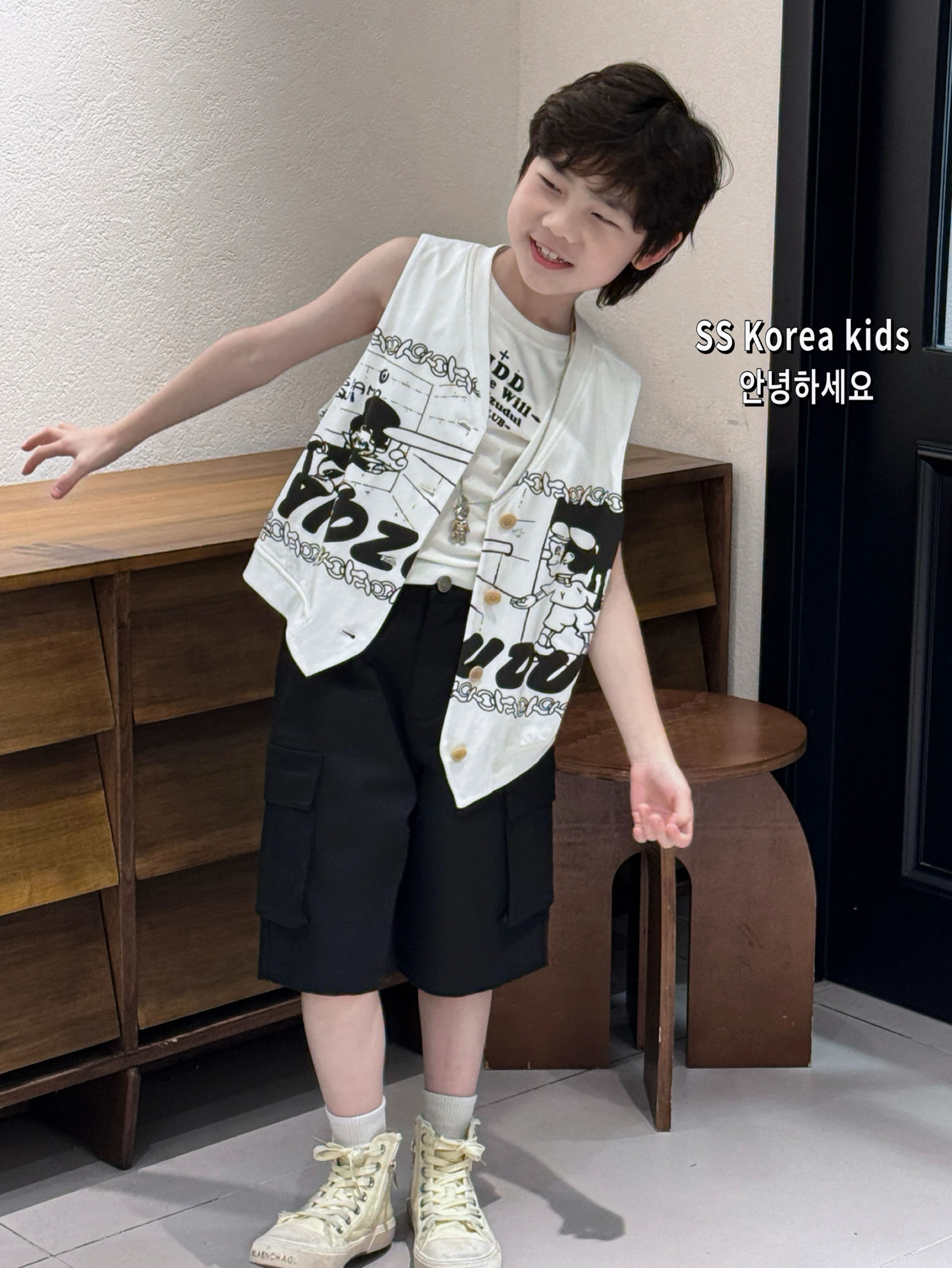 子供服リメイク男の子向けイラストデザインベスト：春夏用ファッショナブルな選択肢