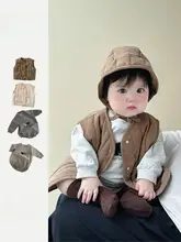 子供用カジュアル外出着【クッション入り恐竜デザイン・ジャンプスーツとベスト・秋用】（セットアップ対応）