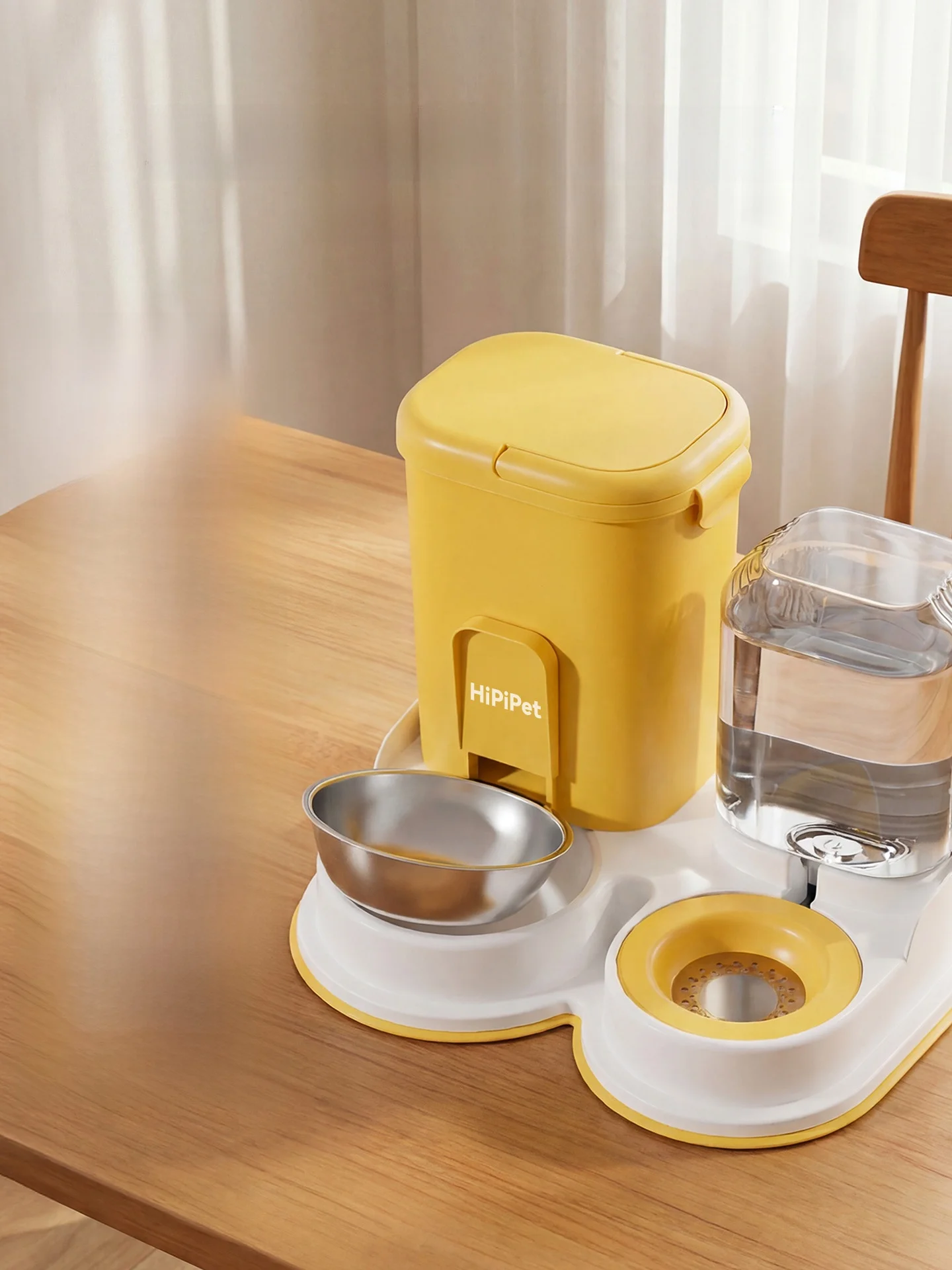 hipidog ペット用自動給水器：猫犬対応の水と食料一体型バケツの実用性と設計原理