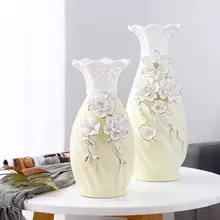 北欧デザインの陶器製フラワーベース【金縁・クリームイエロー】