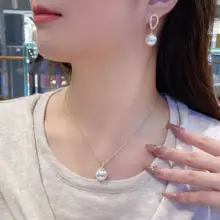 シンプルで使いやすい！白光人工オーストラリア白貝パール吊り下げイヤリング【銀メッキ仕上げ】（セットアップ対応）