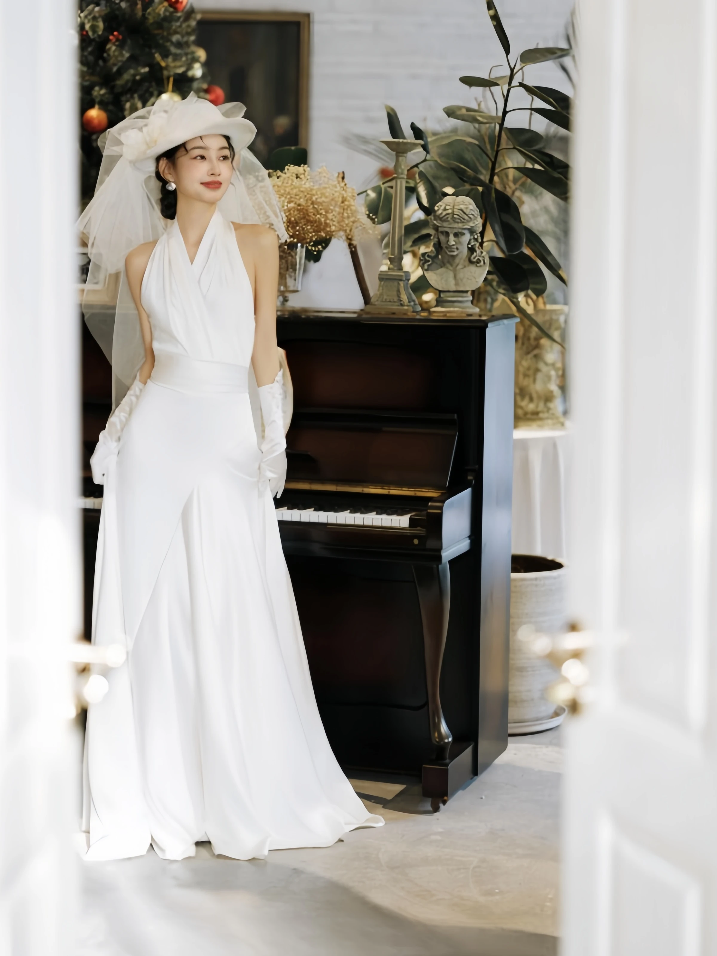 結婚式に着るドレスは、本当に「シンプル」が勝るの？