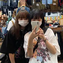忍者少女の物語 カートゥーンプリント 半袖Tシャツ【クルーネック・ゆったりシルエット】