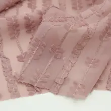 透け感のある豆沙粉色ストライプのフリンジ付きシフォン生地【ドレス用DIY素材】
