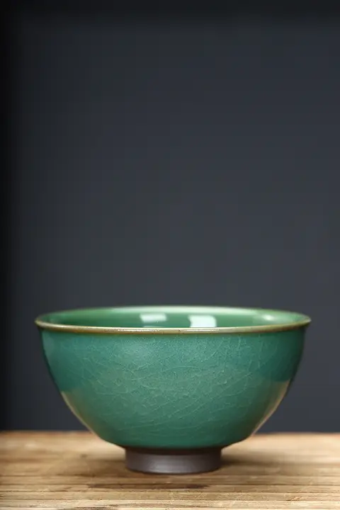 手作り青瓷 茶杯【氷裂模様・一客用・鉄胎陶瓷・功夫茶具】
