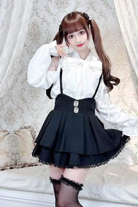 フレアデザインのサスペンダースカート【ハイウエスト・スウィート・ケーキスカート】