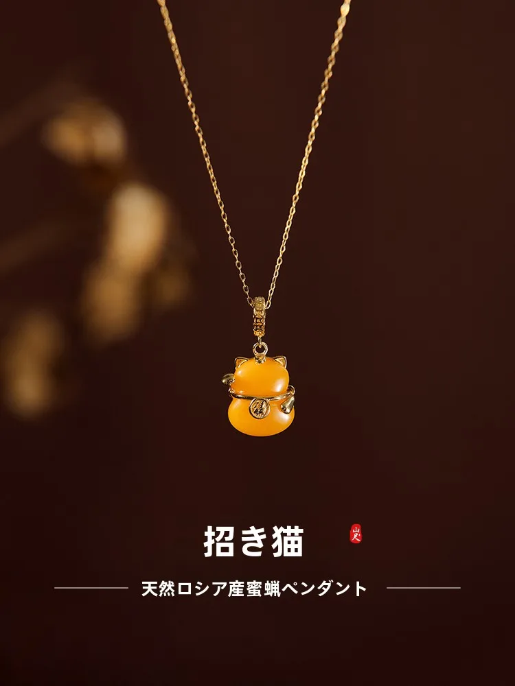 琥珀ネックレスを選ぶときに迷うなら、この1つのデザインが救う
