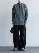 ストライプのテクスチャーが魅力的なメンズカジュアルパンツ【ゆったりしたストレート・カーゴデザイン】（セットアップ対応）