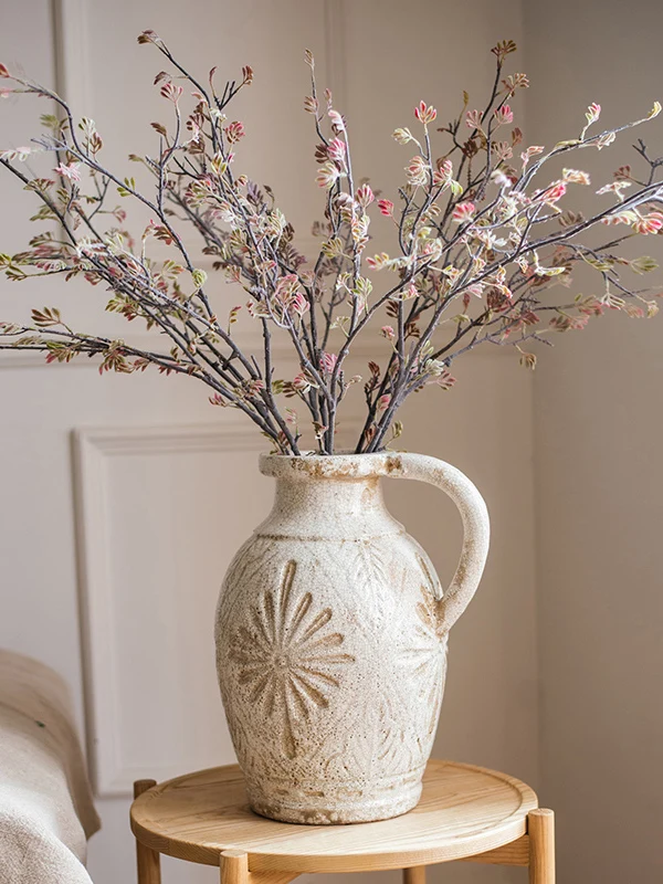 フェイクグリーンが部屋を癒す理由は？禅のデザインでストレスを和らげる「毛茸茸な植物」の選び方