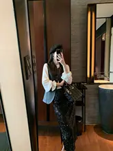 DAJO’S 抽ひだビジュー付き包臀Hラインスカート