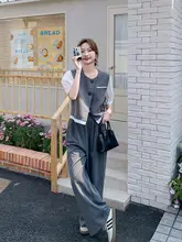 グレーのワイドパンツとトップスのカジュアルコーディネート【春秋用・気品ある通勤スタイル】（セットアップ対応）