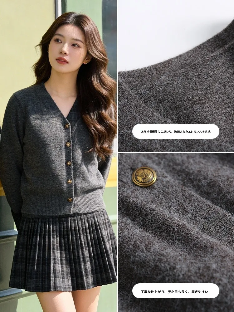 胸が大きい人が着やすい服を選ぶには？学院風ニットセットが解決するリアルな悩み