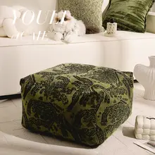 復古風の軽やかなデザイン！グリーンとブラウンの象柄座布団【リビング用・ラグ付き】