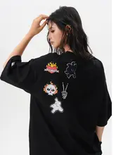 刺繍バッジ付きオーバーサイズTシャツ【ユニセックス・カジュアル・夏用】