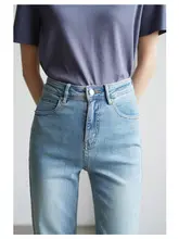 春の薄手ハイウエストストレートデニムパンツ【梨型シルエット・九分丈・浅い青】