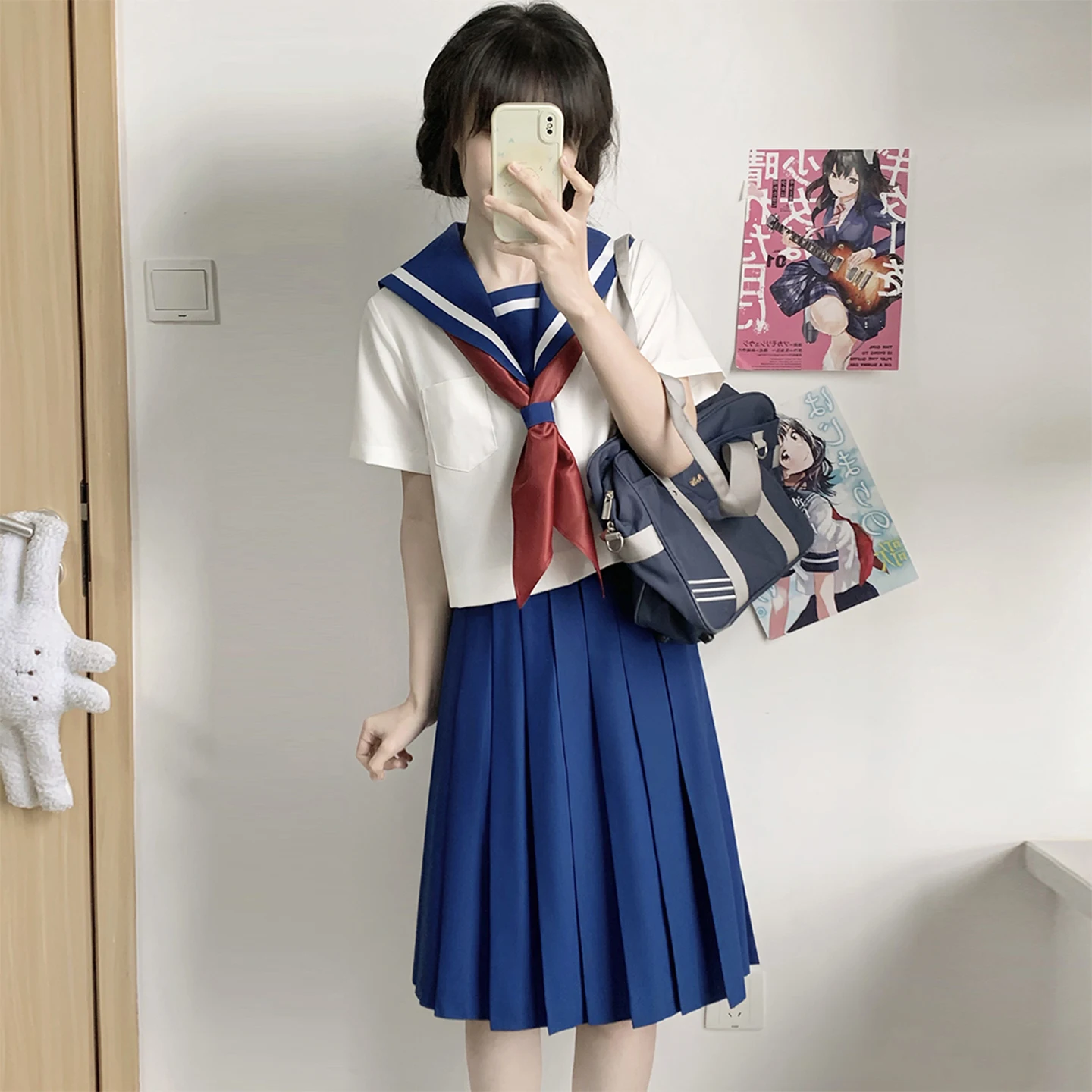 中学生女子にぴったりの百褶ミニスカートは、どう選ぶ？