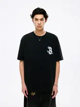 半袖Tシャツ ユニセックス 綿100% ゴシック ペイント Bグラフィック ウォッシュ加工 オーバーサイズ 通気性 ストリート 着回し 夏「BONELESS」