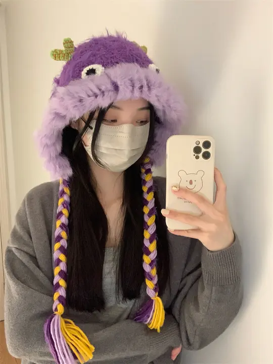 可愛いウサギの毛のキャラクター耳あて帽子【秋冬用・ニット・保温性】