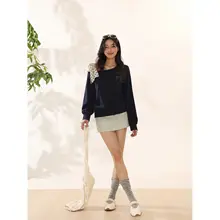 デザイン性溢れるドット柄ショルダーオープンカットソー【女性用・春秋向け・フィット】