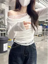 レース切替のオフショルダー長袖Tシャツ【白・フィット感・秋用】