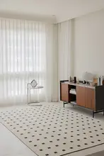フランス風デザインのウールラグ【リビングルーム用・クリーム色・高級感】