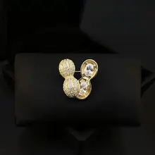 ブローチ コサージュ レディース ピーナッツモチーフ 縁起物 おしゃれ スーツ アクセサリー 上品 お祝い