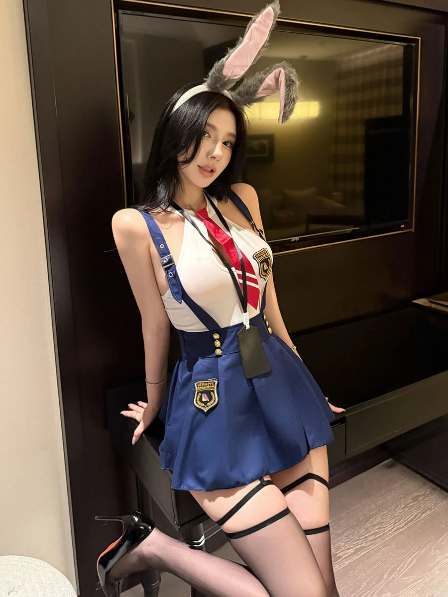 4人組 キャラクター コスプレ でどんなスタイルがおすすめ？
