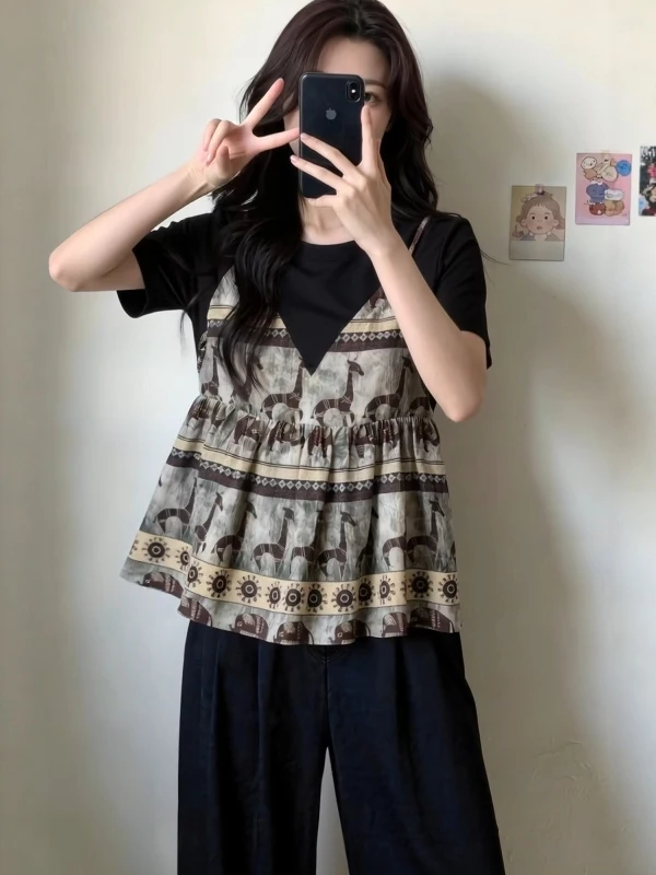 大人向けTシャツリメイクワンピースはどう選ぶ？リメイクで生まれる「ゆとり」のスタイルとは