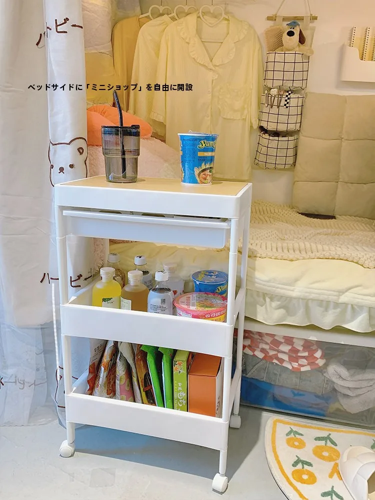 狭いワンルームで収納を解放する5つのアイテムは？空間を圧迫しない暮らしのヒント