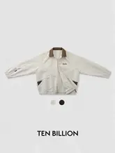 多ポケットデザインのユニセックスワークジャケット【秋用・カラーブロック】
