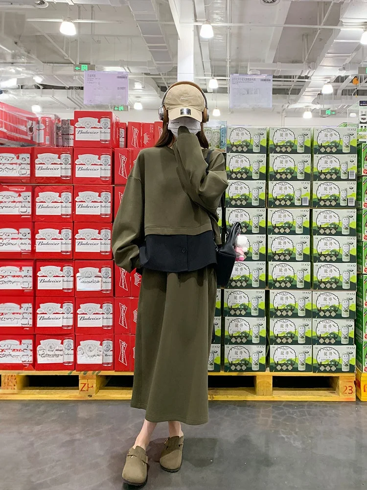 カーキパーカーを着るなら、本当にシンプルに着こなす方法は？