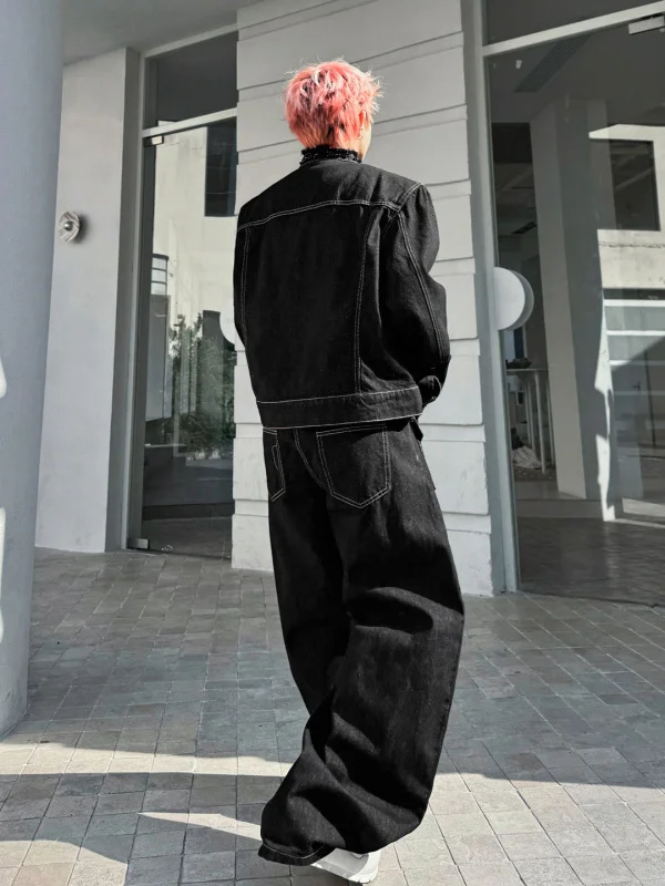 10月の男性ファッションで迷ったら、春のワイドレッグパンツが救う理由は？