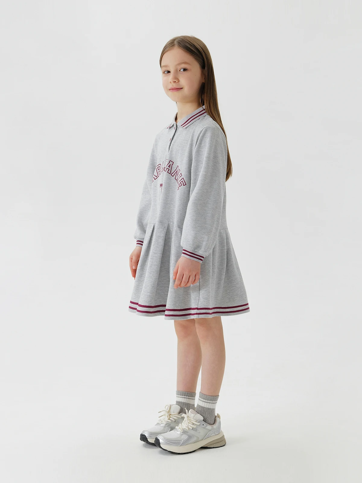 16度cに適した子供の服としてのポロ襟ワンピース【元気な学院スタイル・春用】