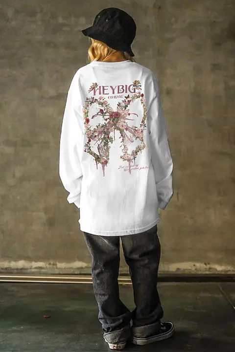 アメリカンスタイルのゆったりとした長袖Tシャツ【男性用・コットン素材・カジュアル】