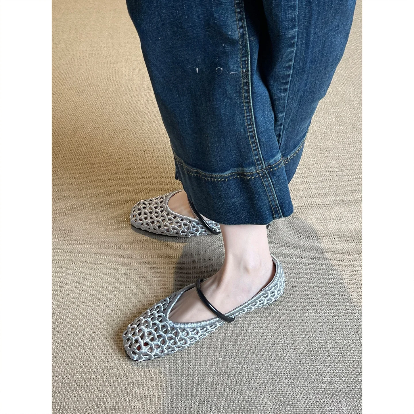 1500円で贈る女性向けプレゼントは今こそ「フロントスタイル」のシンプルなブレザー？